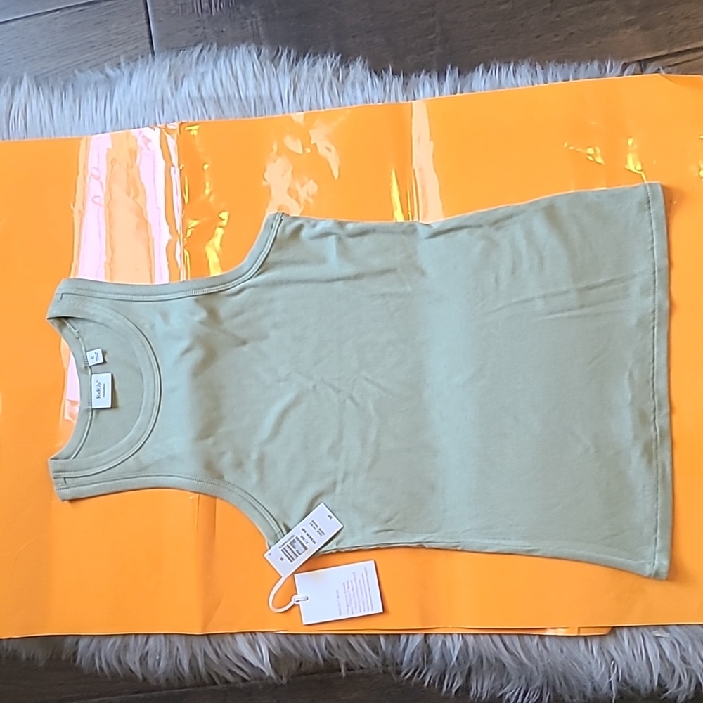 Nwt! Aritzia ReRib Sunday best honor hip tank top sage frost